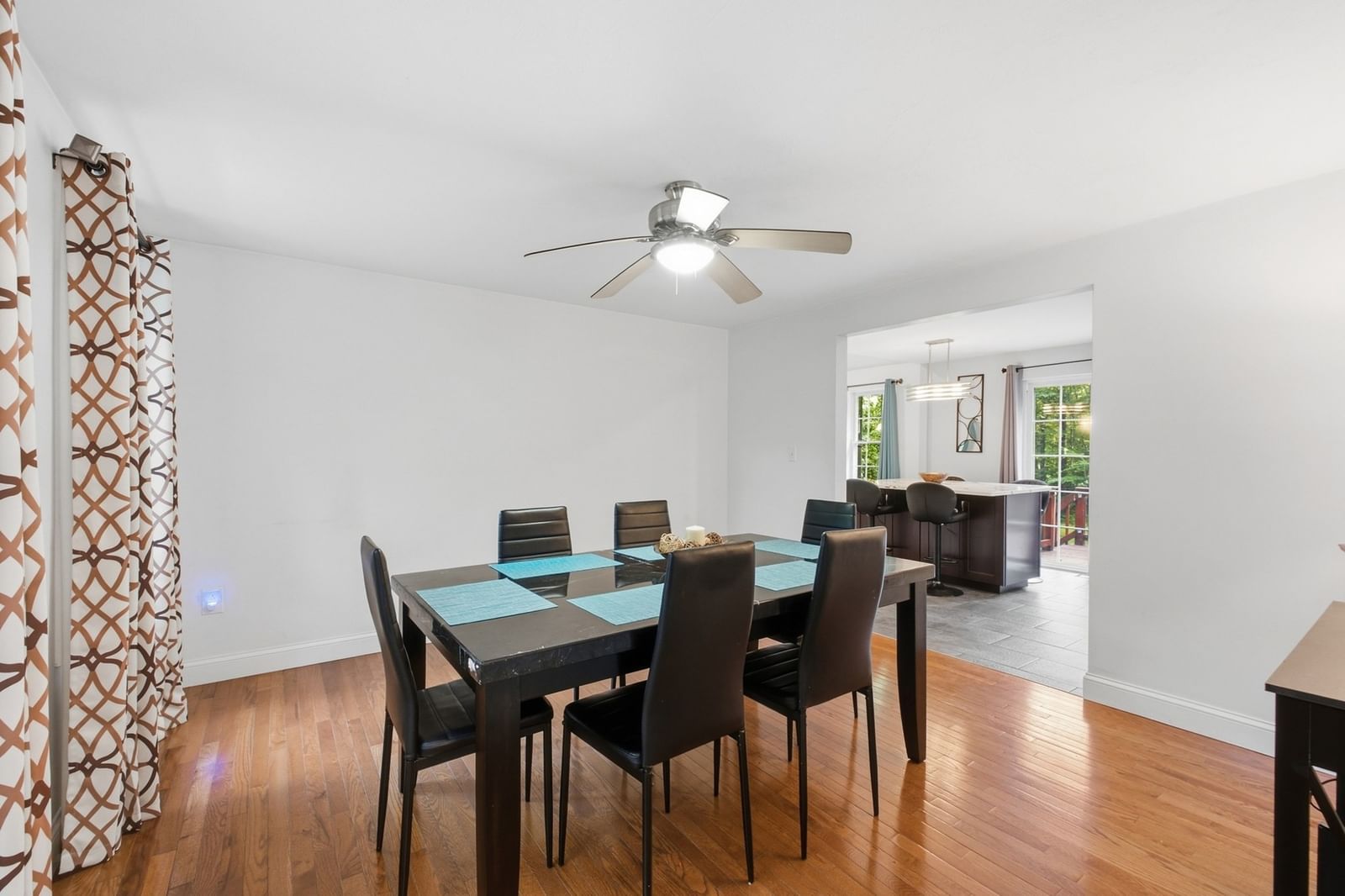 138 Walnut Douglas — Photo 12 of 42