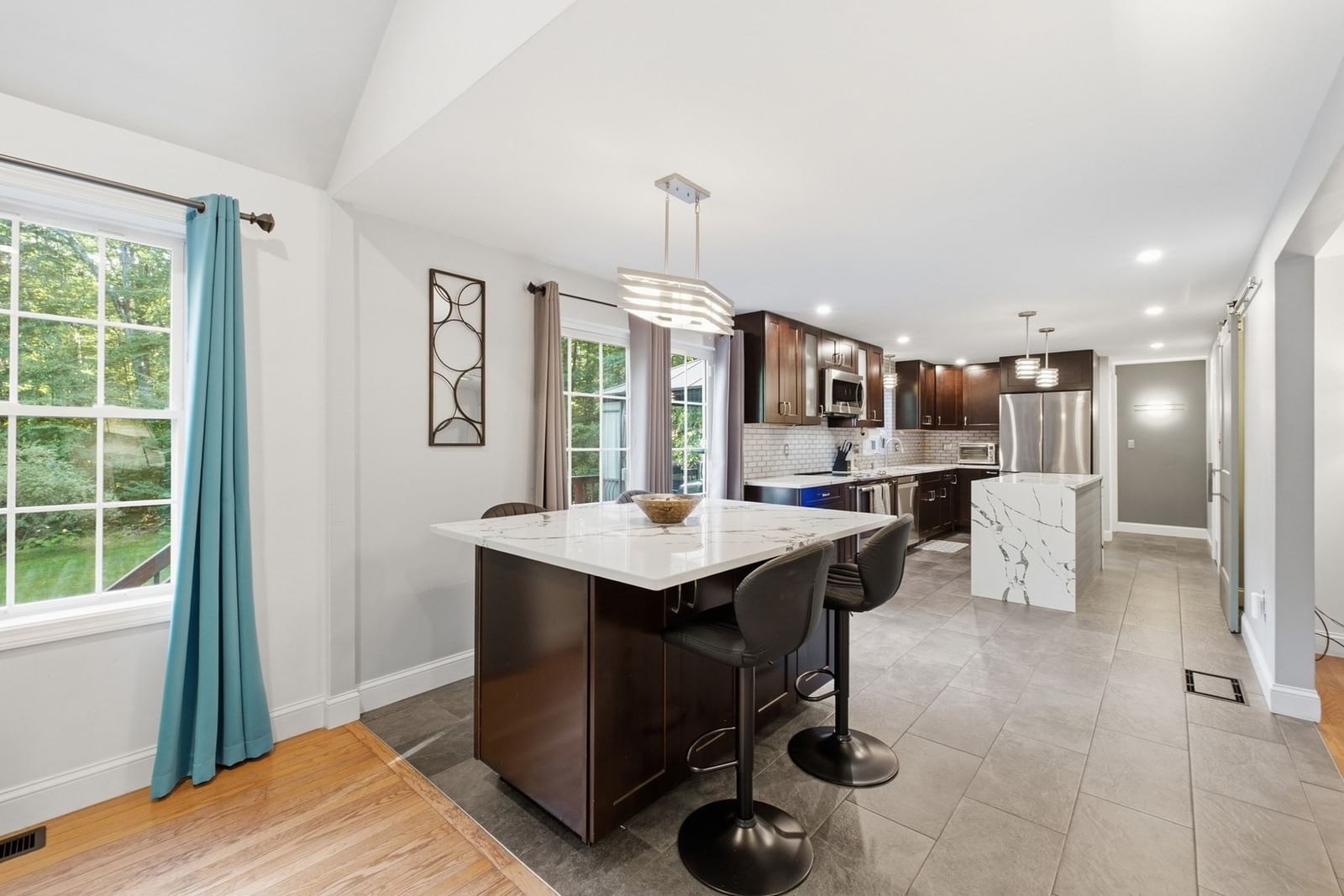 138 Walnut Douglas — Photo 13 of 42