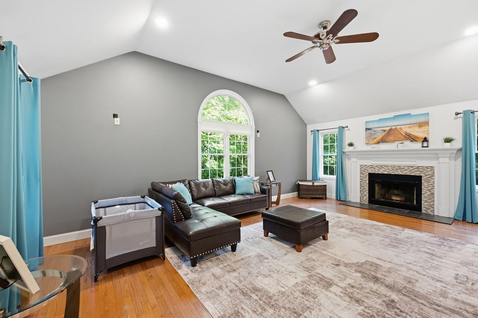 138 Walnut Douglas — Photo 16 of 42