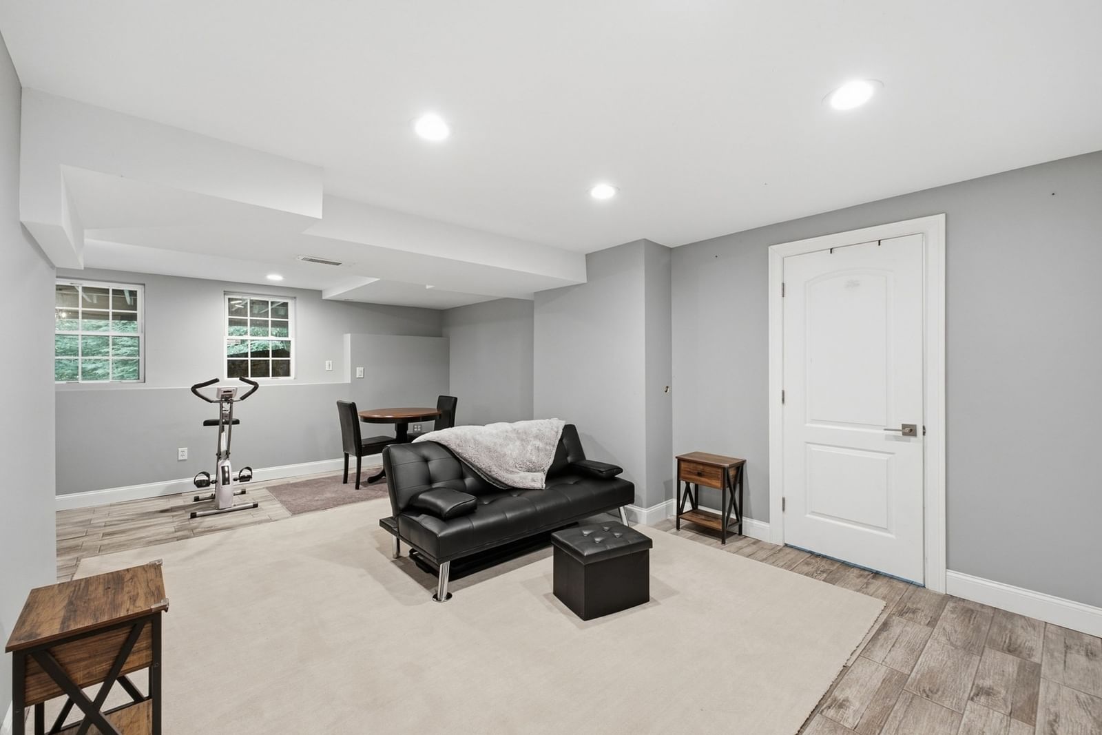 138 Walnut Douglas — Photo 32 of 42