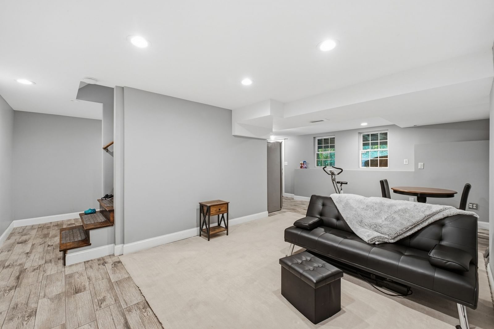 138 Walnut Douglas — Photo 33 of 42