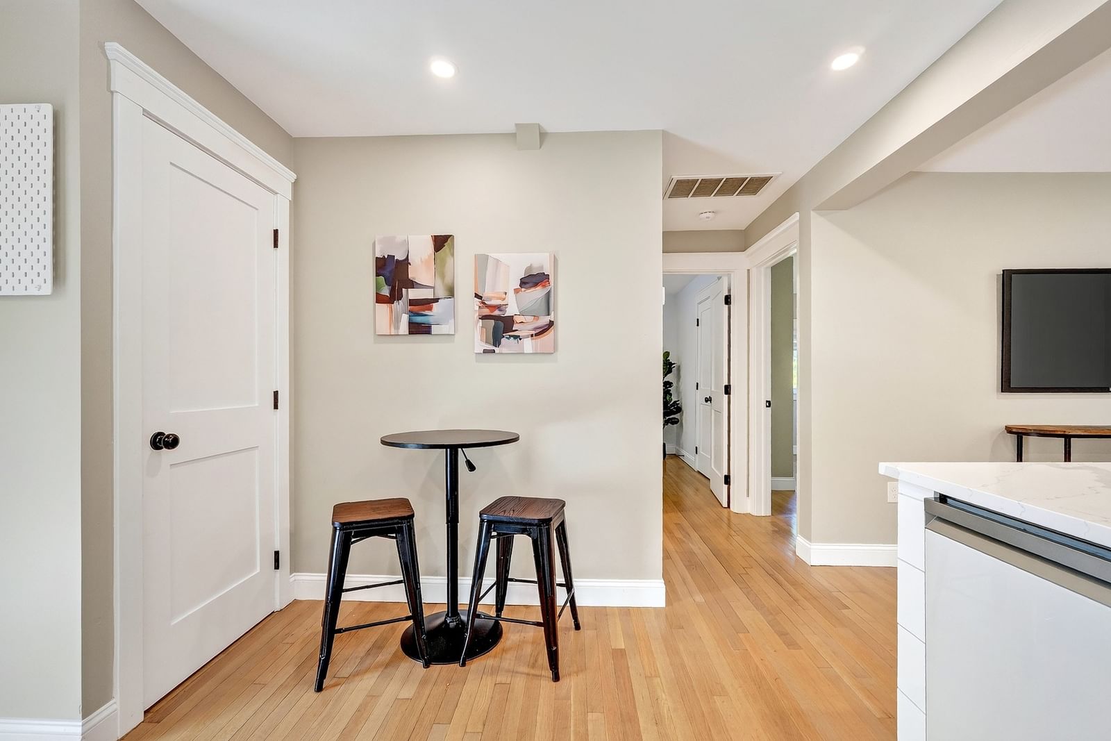 134 Washington St Melrose — Photo 14 of 36
