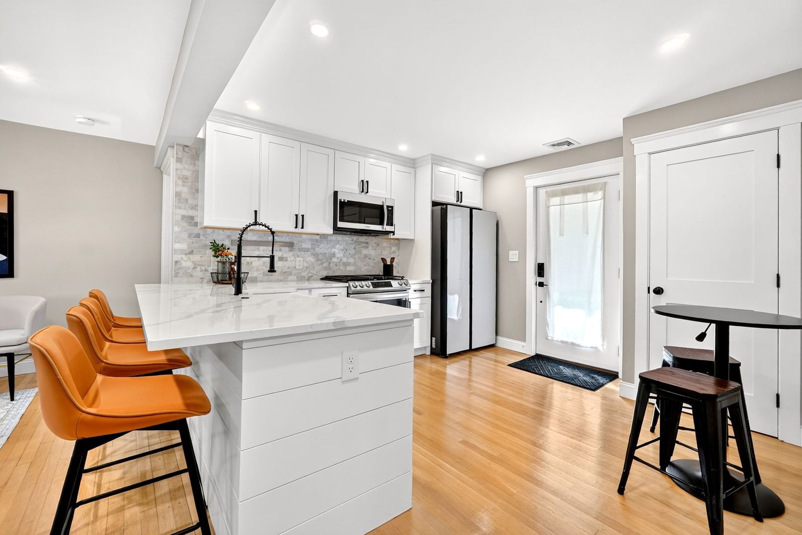 134 Washington St Melrose — Photo 9 of 36