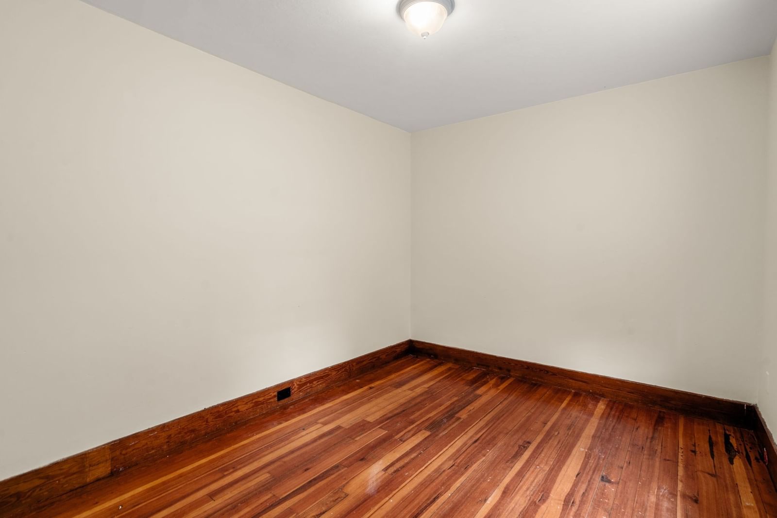 31 Chrome Street Worcester — Photo 10 of 40