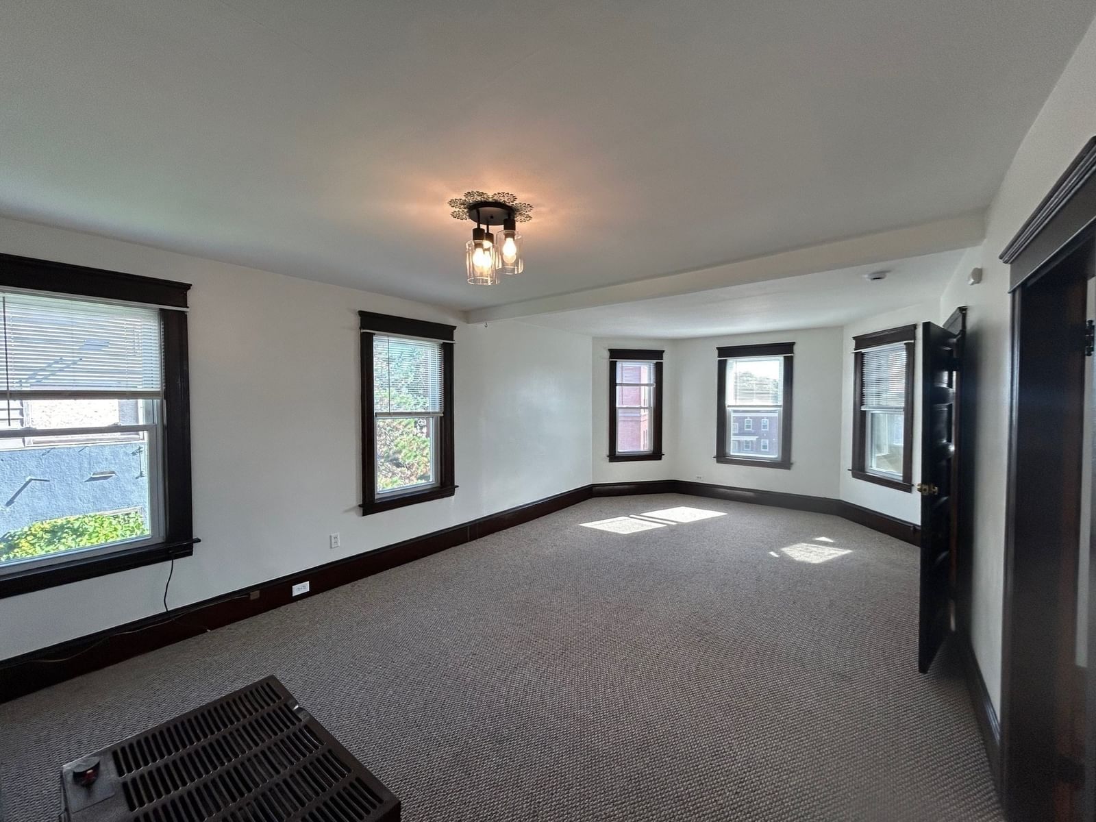 31 Chrome Street Worcester — Photo 15 of 40