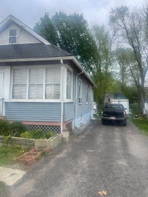 255 Neponset Valley Parkway Boston — Photo 6 of 18