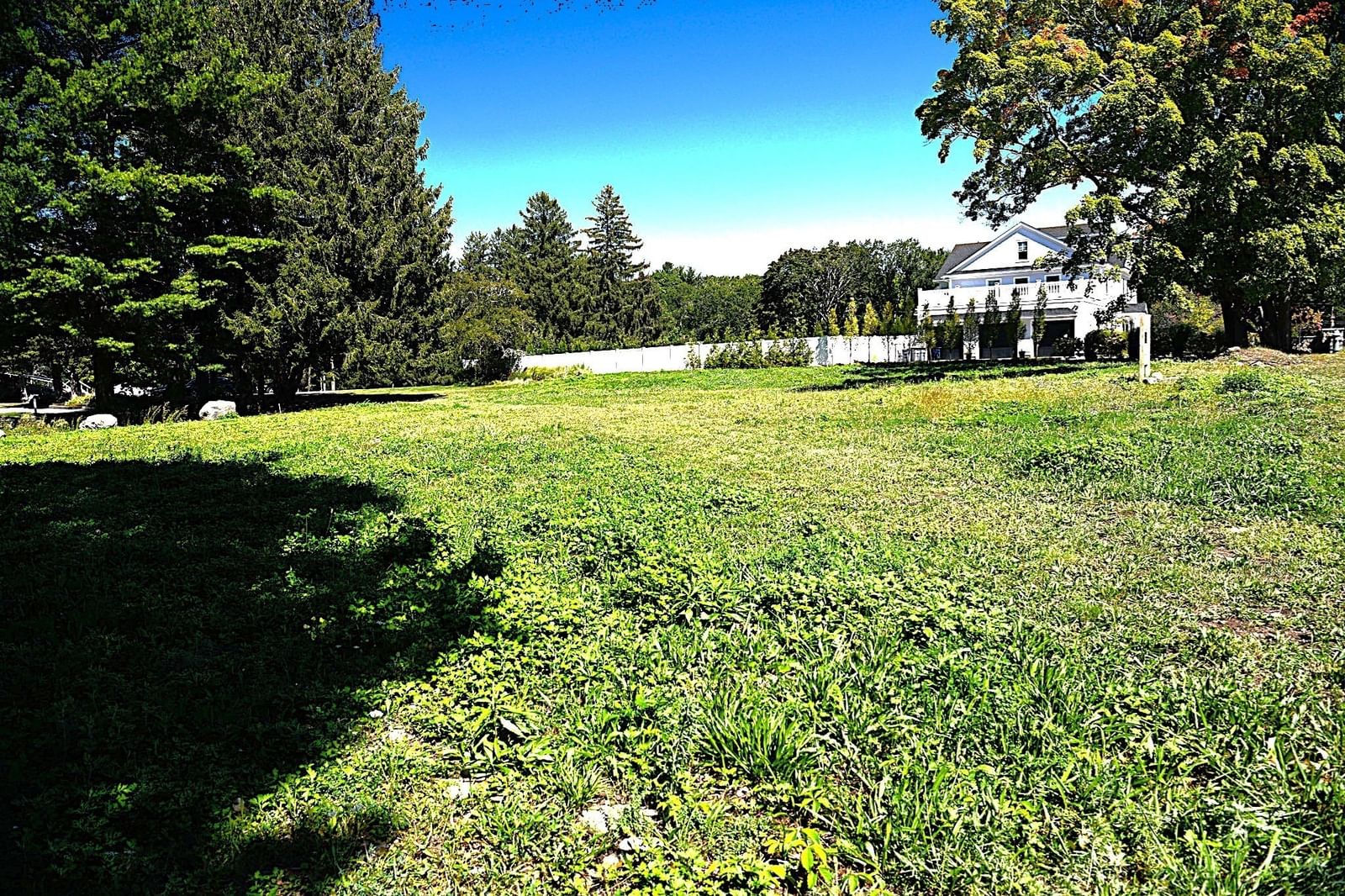 8 Taylor Terrace Lynnfield — Photo 3 of 10