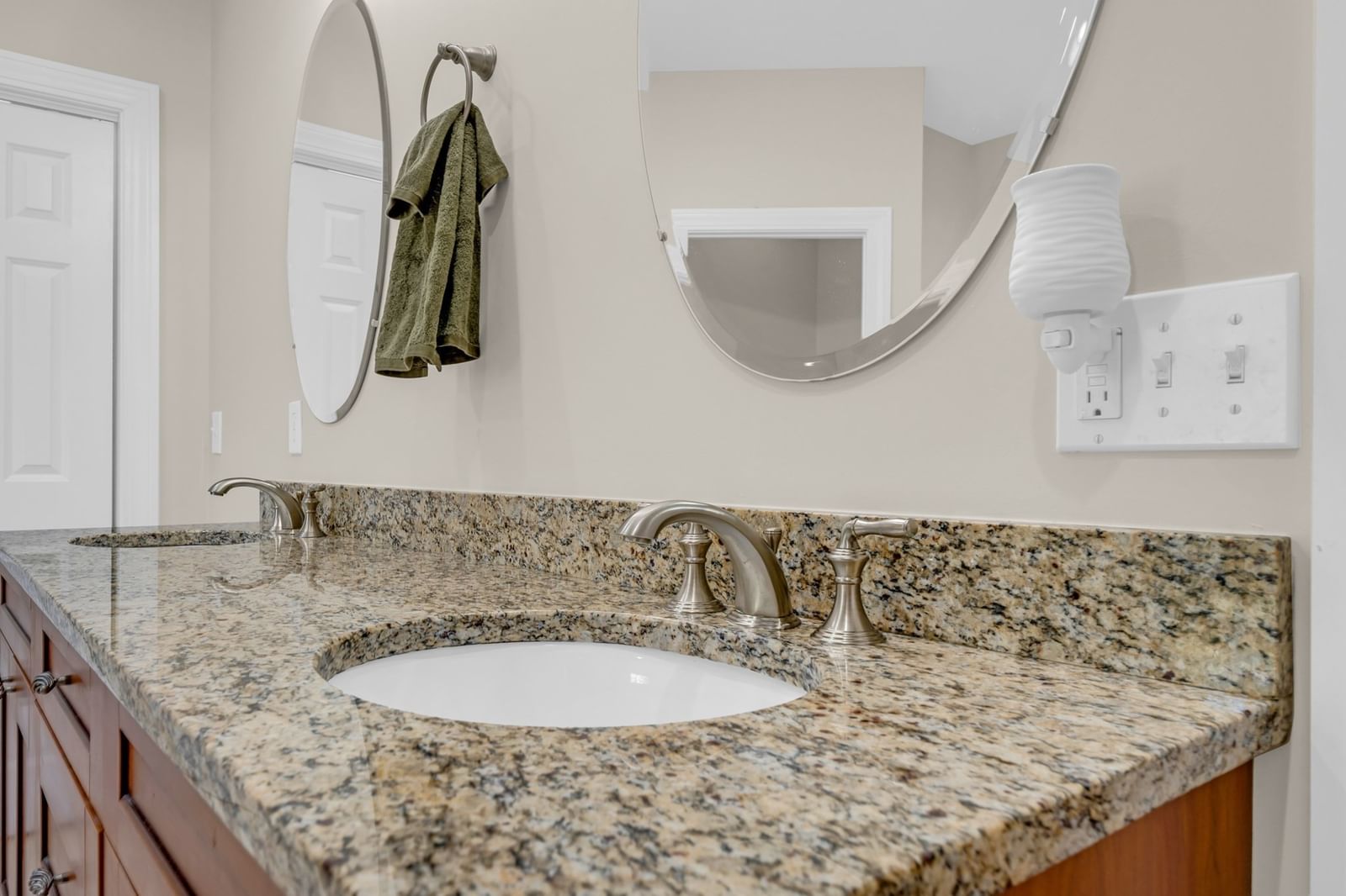 45 Seven Sister Rd Haverhill — Photo 17 of 34