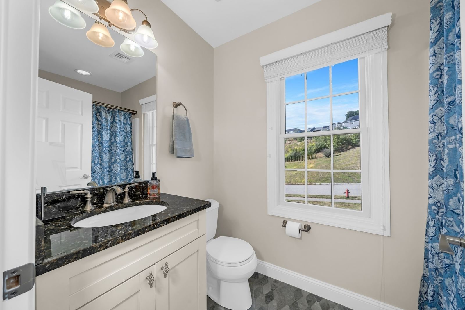 45 Seven Sister Rd Haverhill — Photo 23 of 34