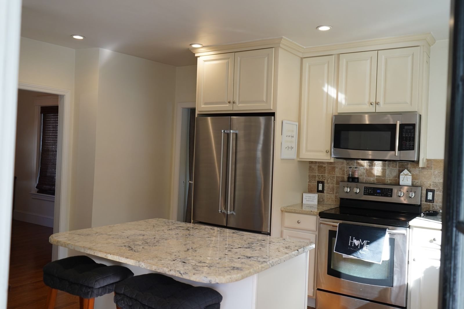 726 Main St Boylston — Photo 5 of 29