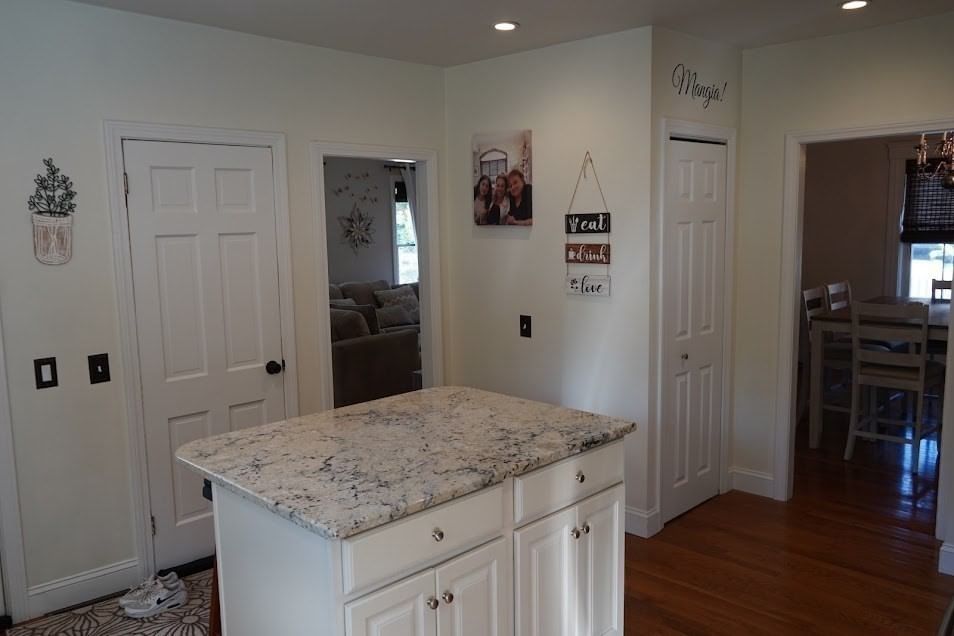 726 Main St Boylston — Photo 6 of 29