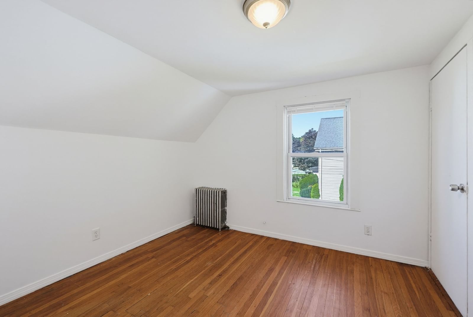28 Monroe St Norwood — Photo 16 of 42