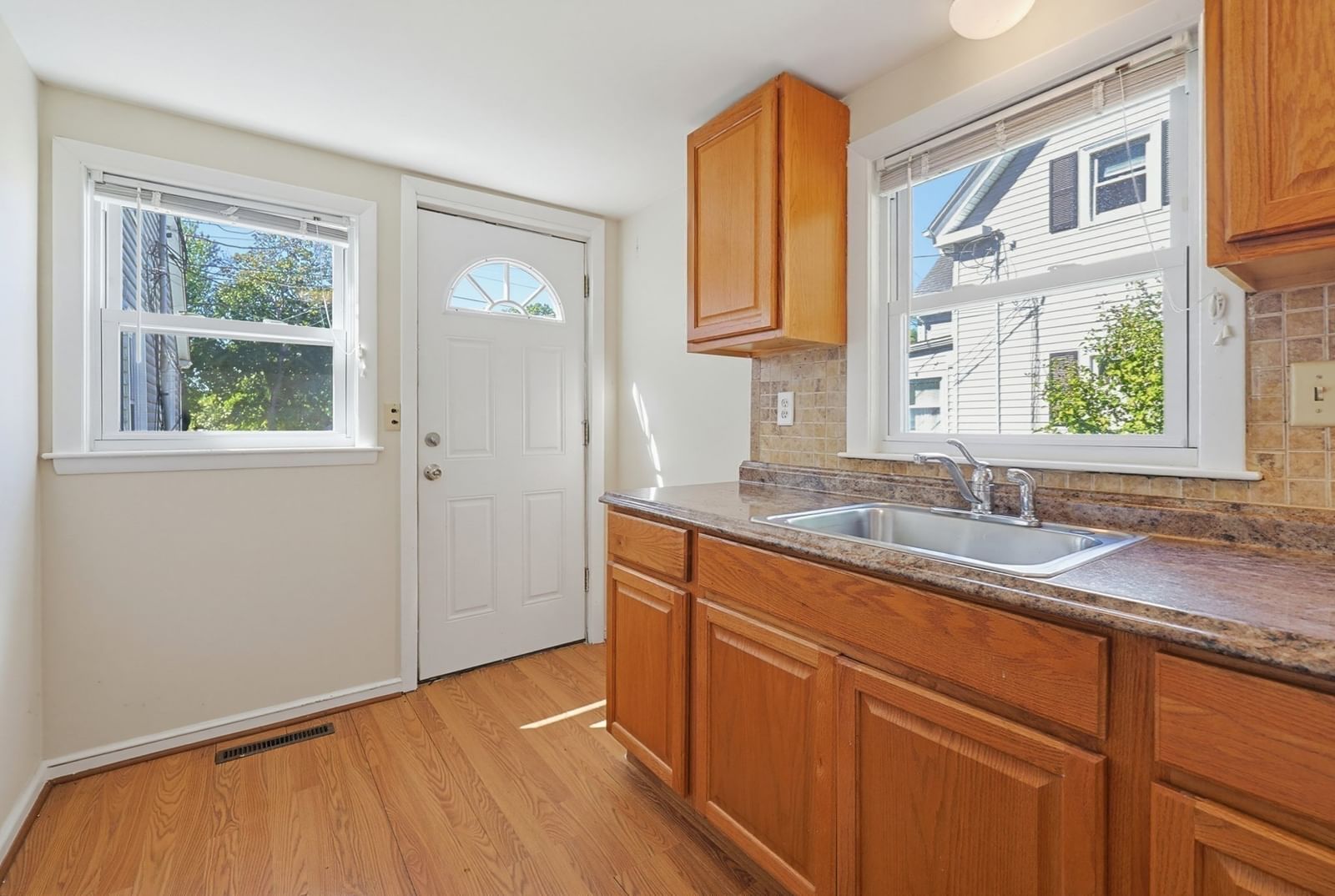 28 Monroe St Norwood — Photo 30 of 42