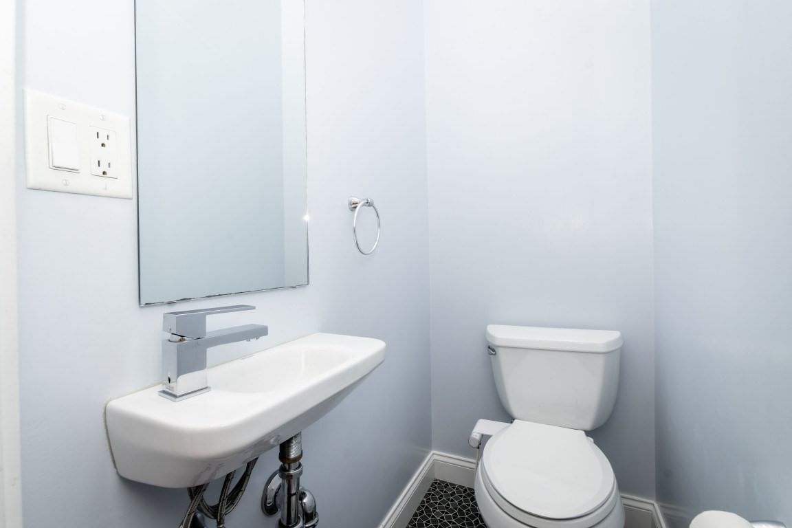 141 W 6th St #3 Boston — Photo 14 of 42