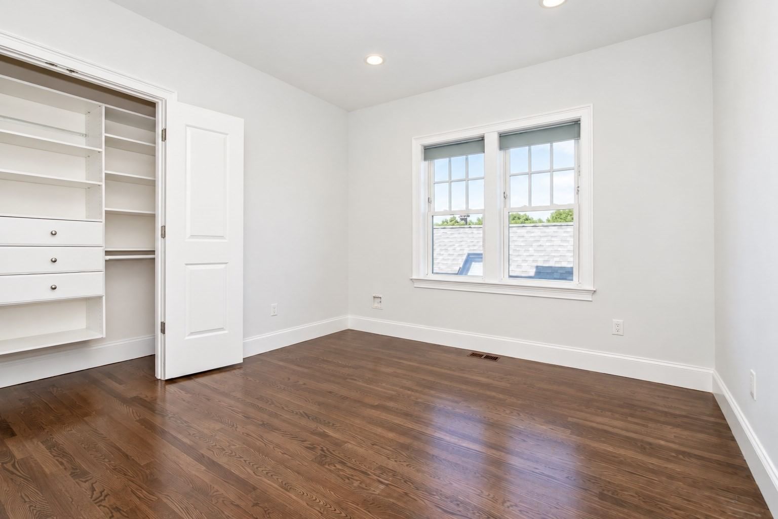 141 W 6th St #3 Boston — Photo 29 of 42