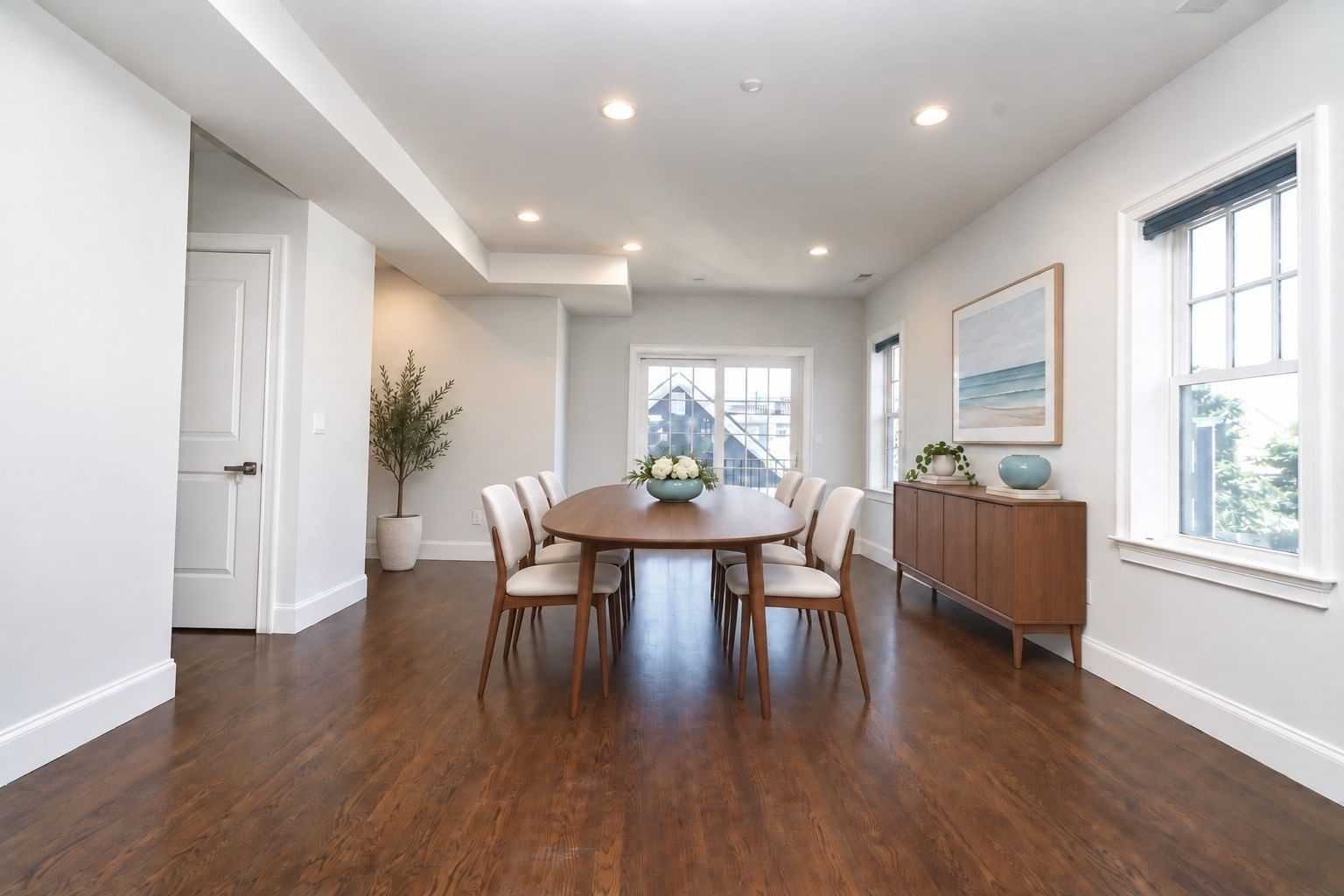 141 W 6th St #3 Boston — Photo 9 of 42