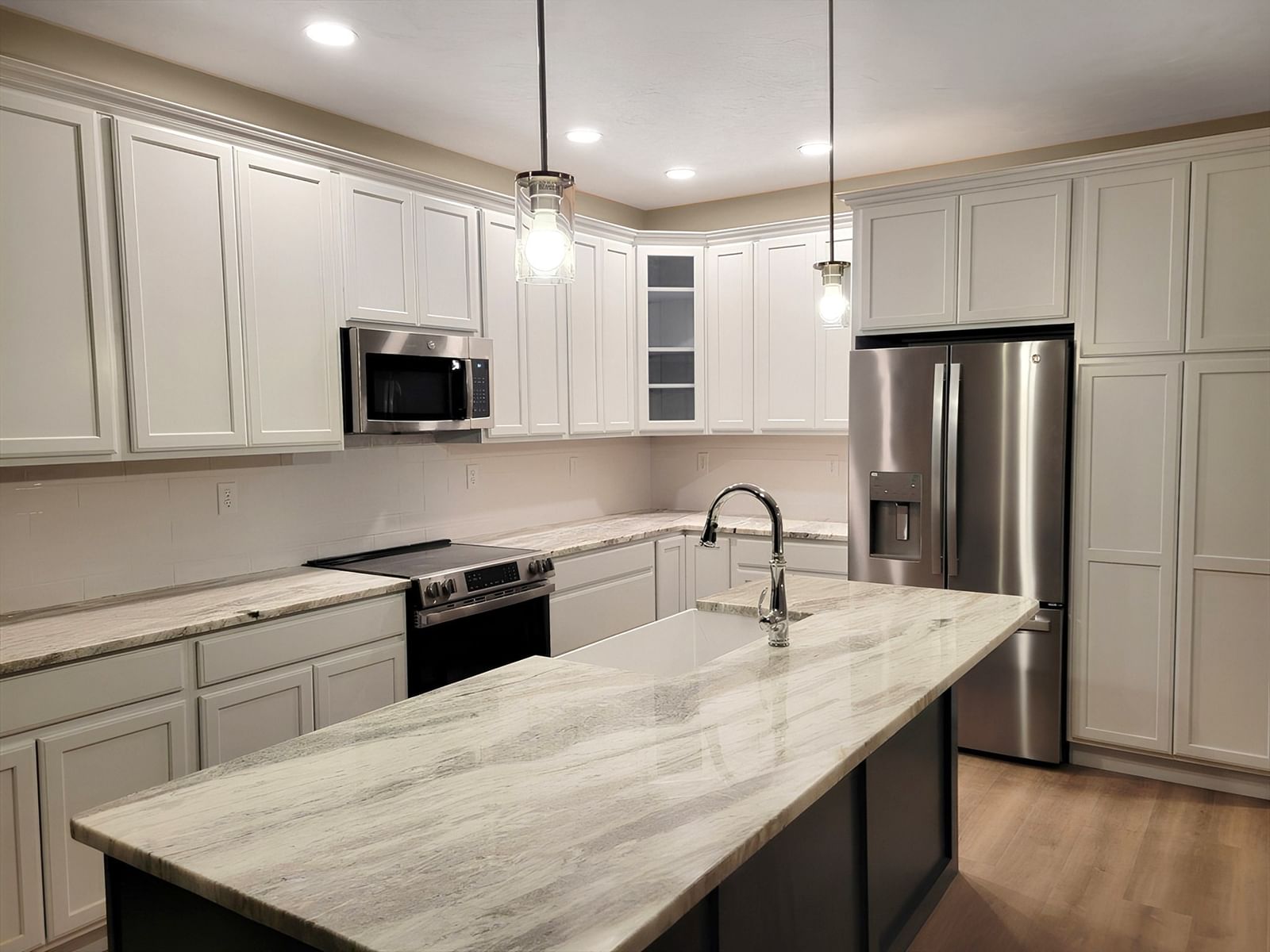 205 Fidelity Drive #91 Rutland — Photo 6 of 7