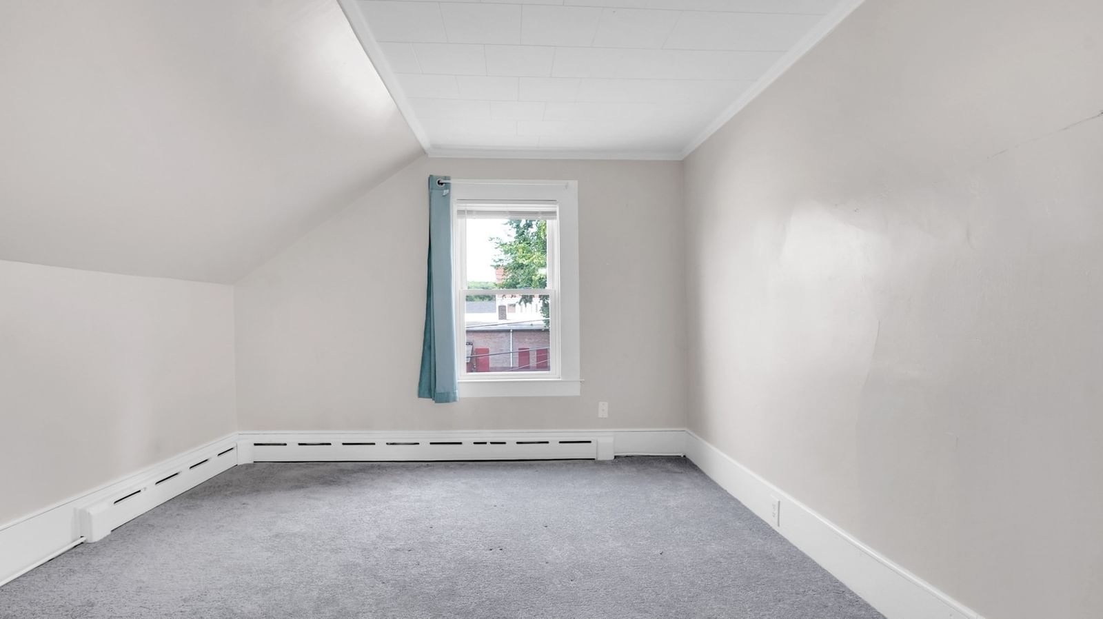 100 Caton Lane Springfield — Photo 16 of 27