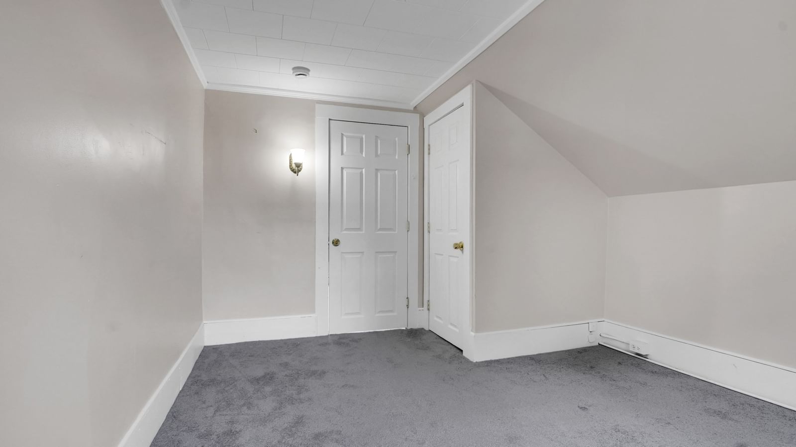 100 Caton Lane Springfield — Photo 17 of 27