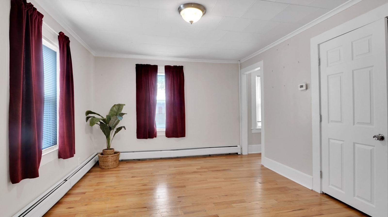 100 Caton Lane Springfield — Photo 9 of 27