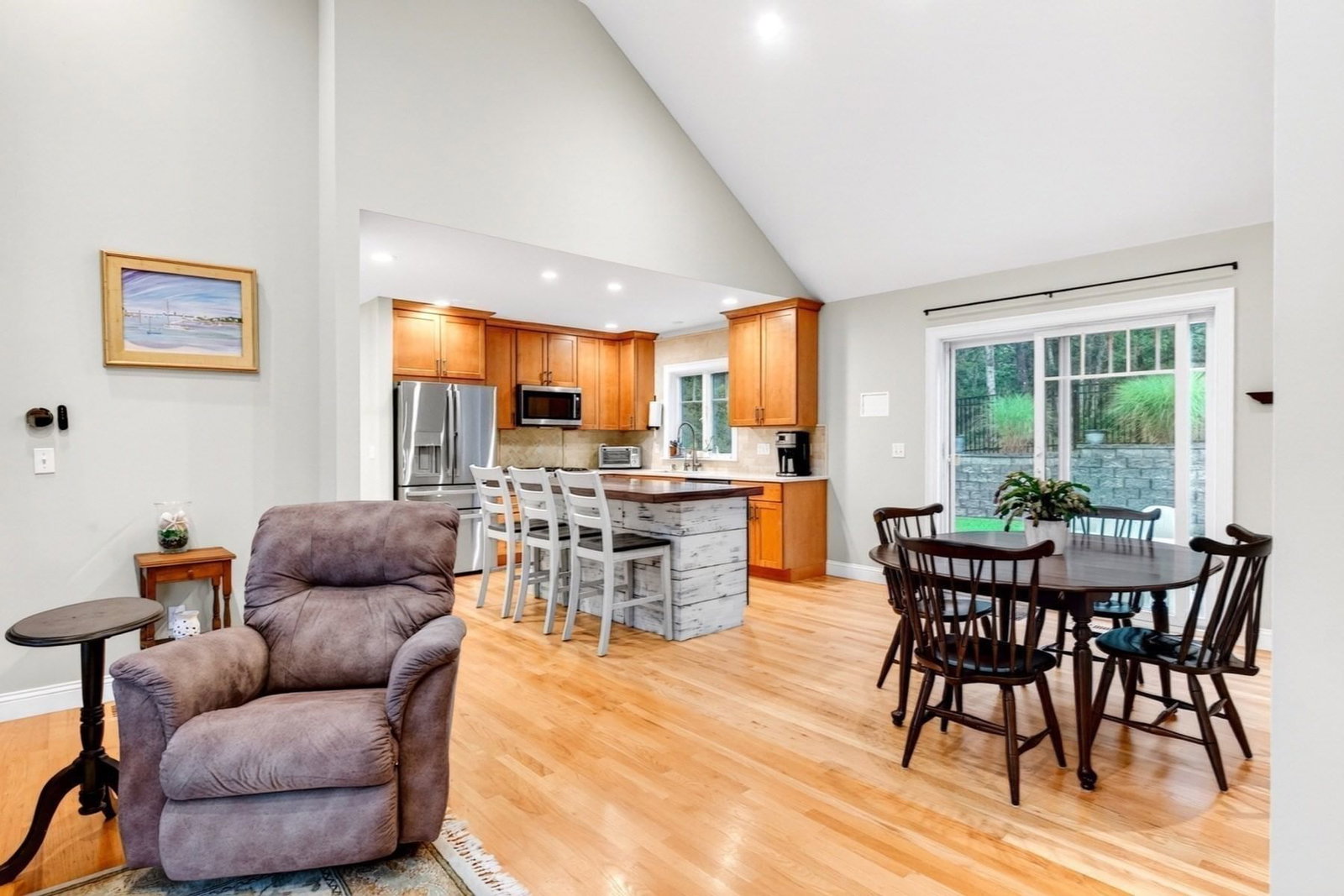 276 Pheasant Hill Cir Barnstable — Photo 11 of 39