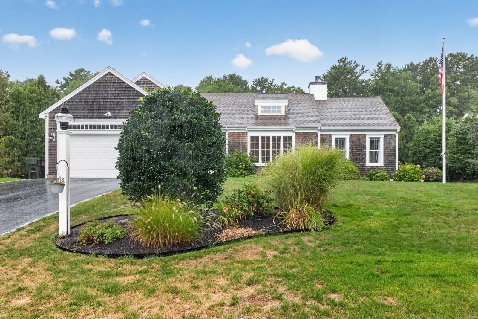 276 Pheasant Hill Cir Barnstable — Photo 2 of 39