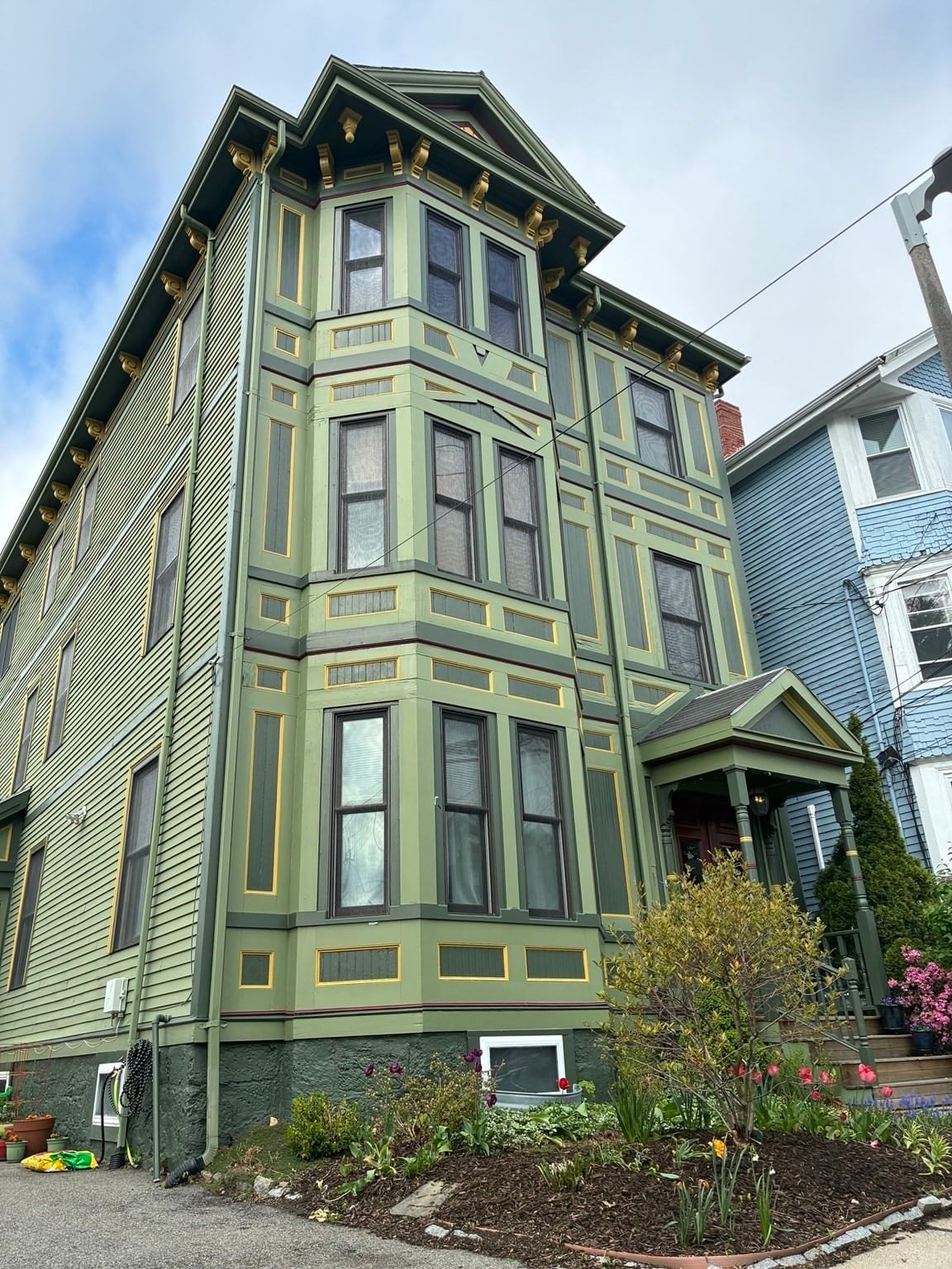 111 Sheridan St #2 Boston — Photo 1 of 23