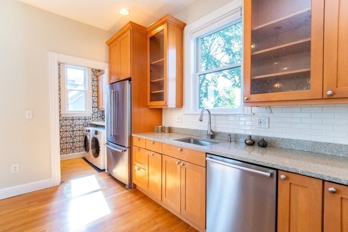 111 Sheridan St #2 Boston — Photo 4 of 23