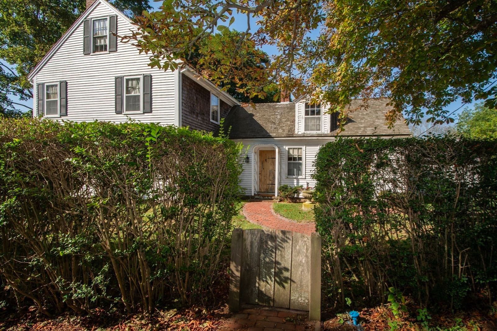 612 First Parish Road Scituate — Photo 3 of 41