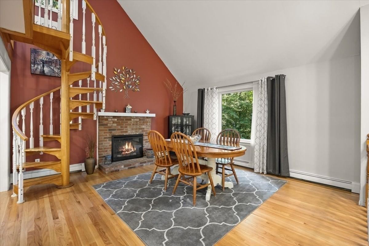 3 Woodland Dr Easton — Photo 7 of 42