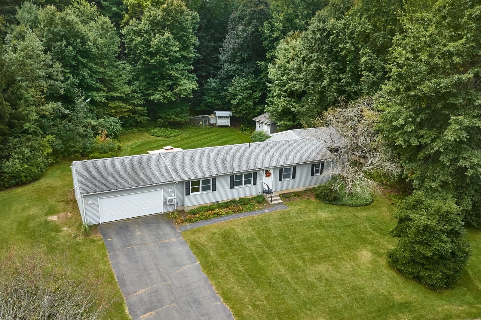 50 Deepwoods Dr. Amherst — Photo 1 of 42