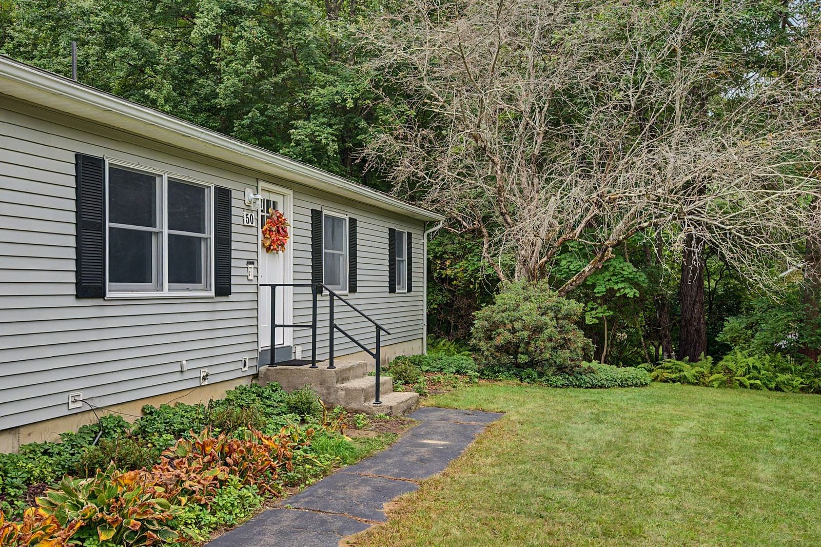 50 Deepwoods Dr. Amherst — Photo 3 of 42
