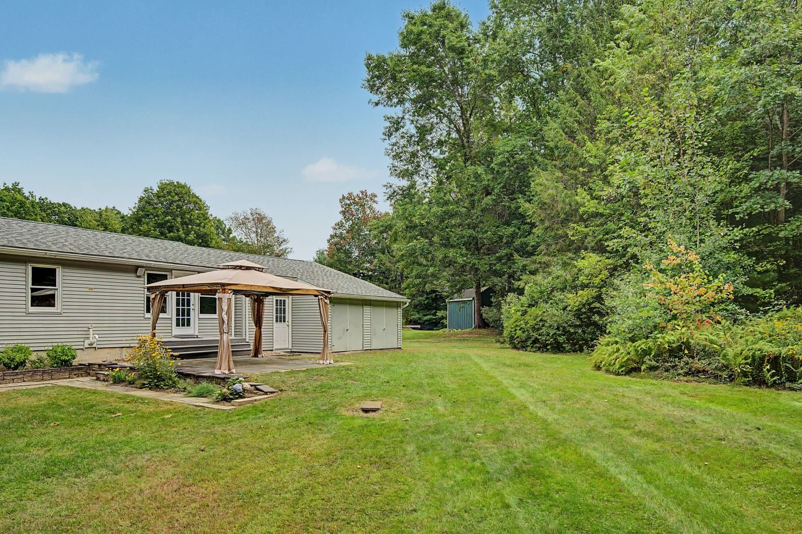 50 Deepwoods Dr. Amherst — Photo 33 of 42