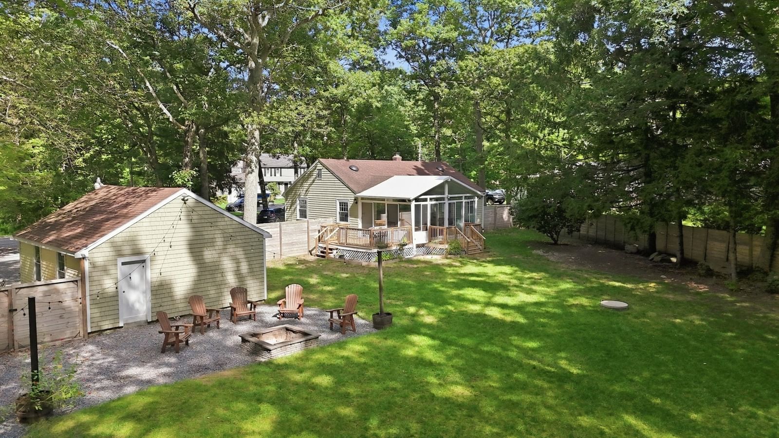 547 Tremont St Rehoboth — Photo 3 of 41