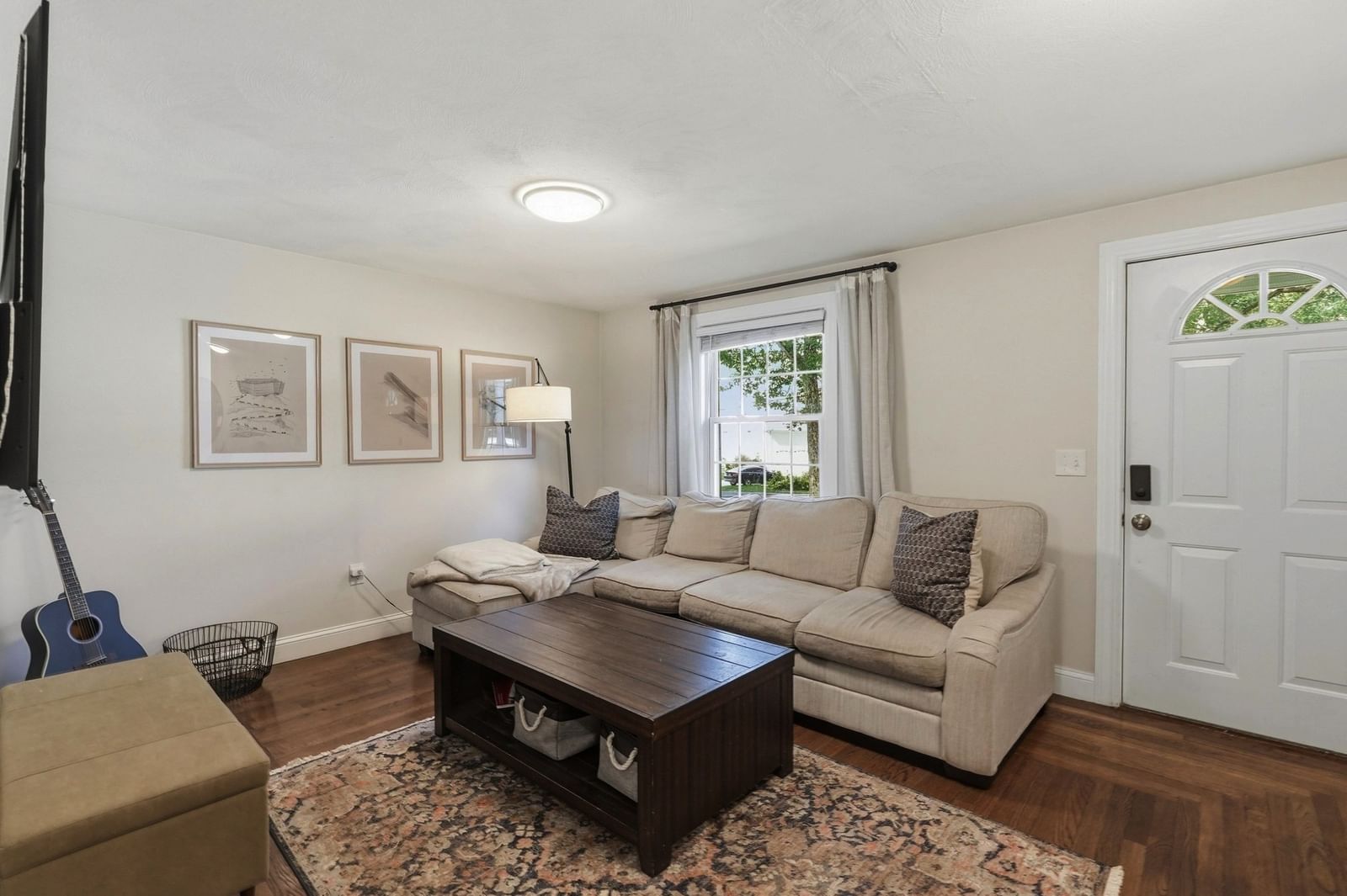 547 Tremont St Rehoboth — Photo 6 of 41