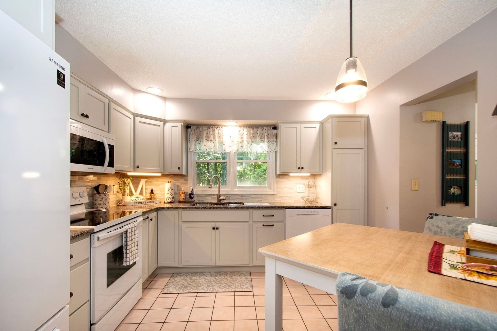 33 Ashley Ln #33 Middleboro — Photo 11 of 37