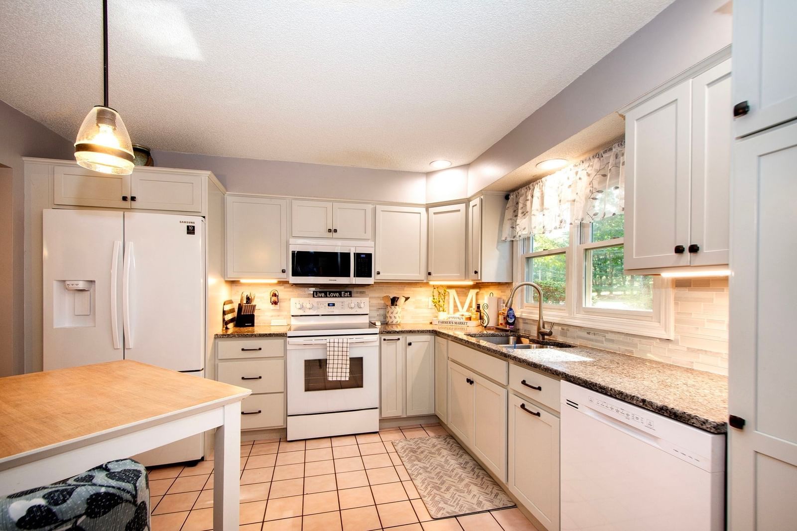 33 Ashley Ln #33 Middleboro — Photo 9 of 37