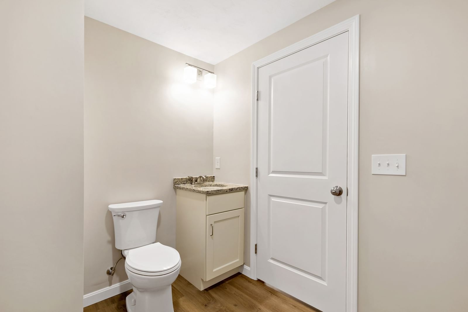 4 Lady Bug Ln Plymouth — Photo 18 of 29