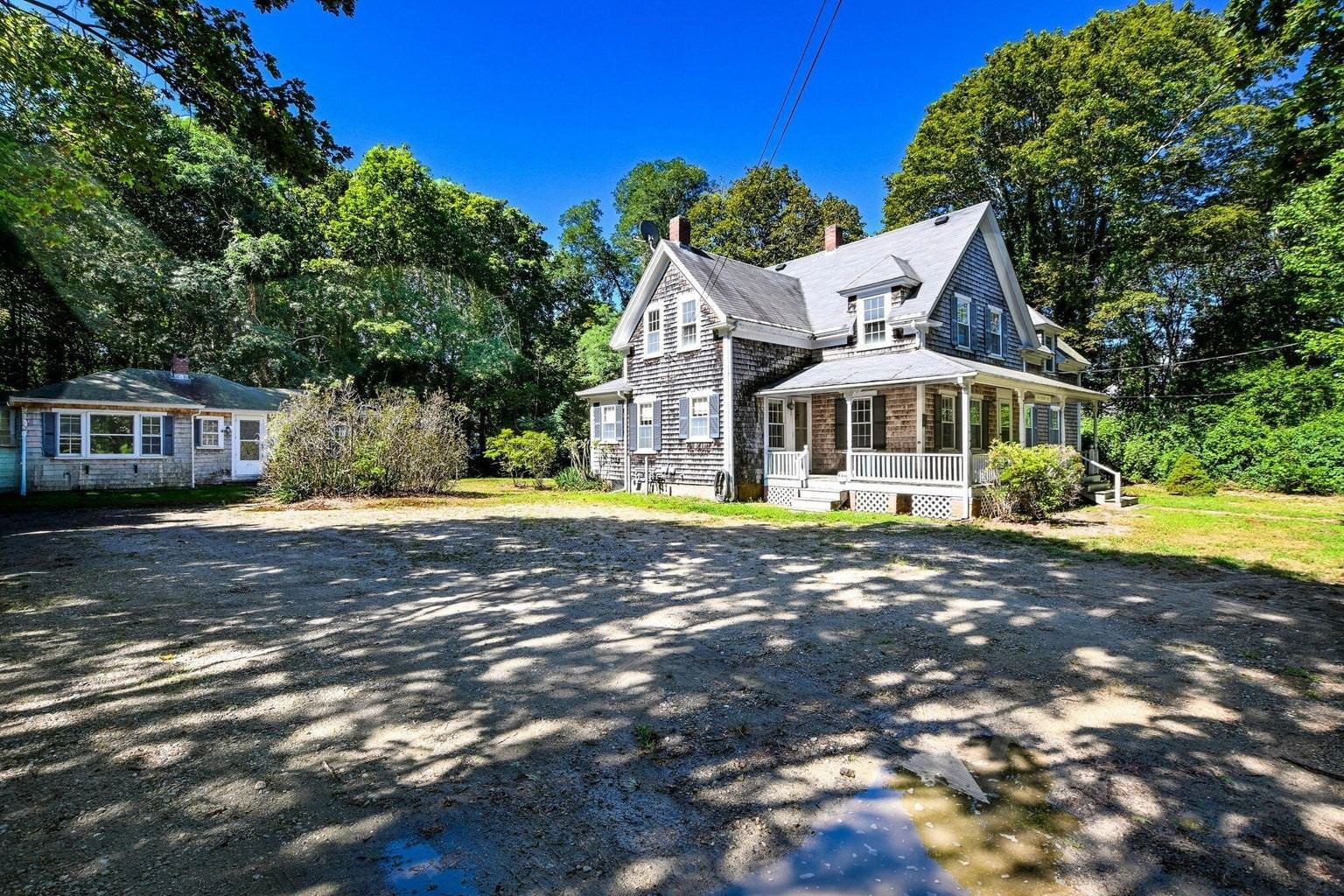 46 County Road Falmouth — Photo 2 of 34