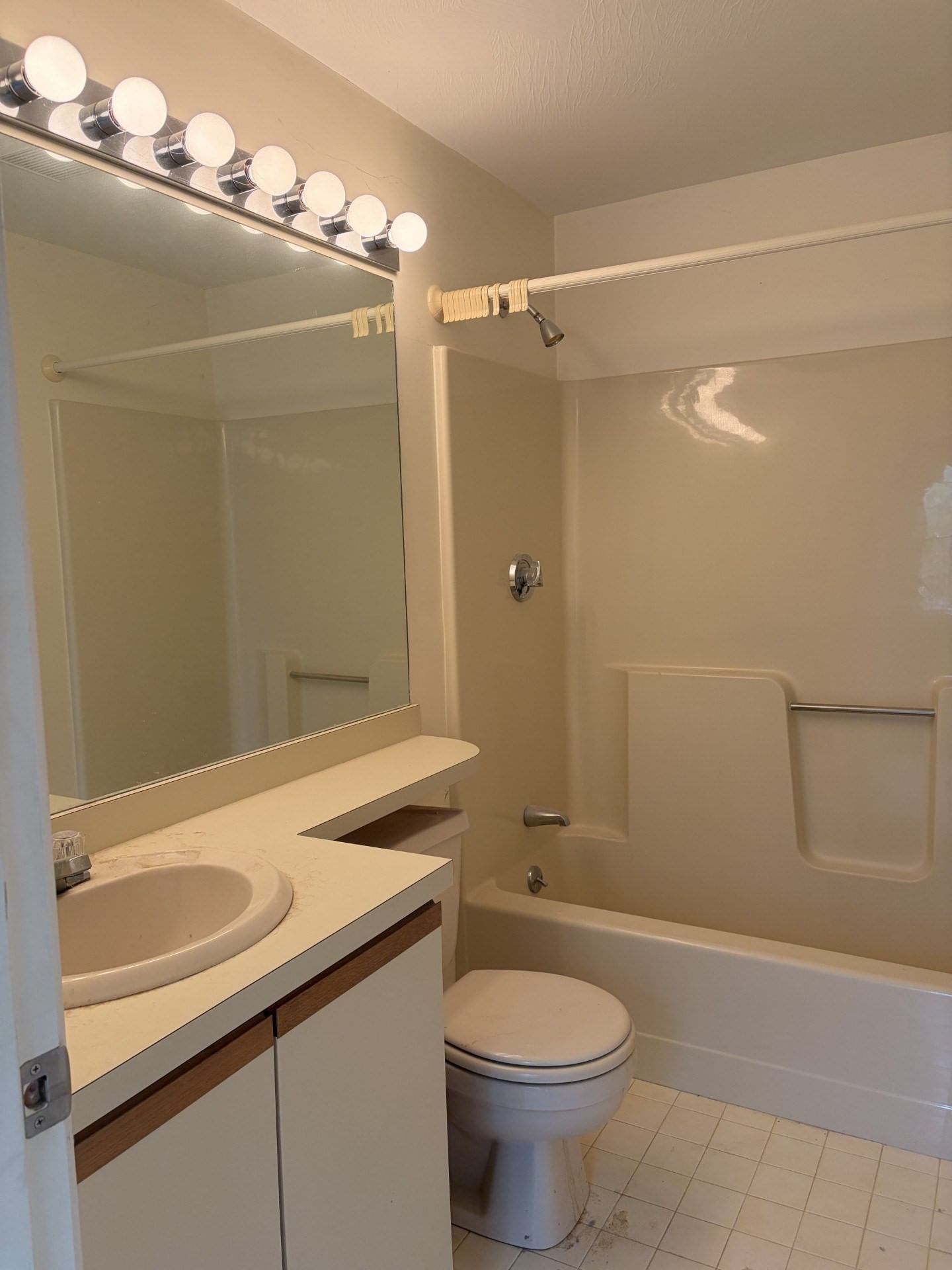 163 Whittier Meadows Drive #163 Amesbury — Photo 15 of 20