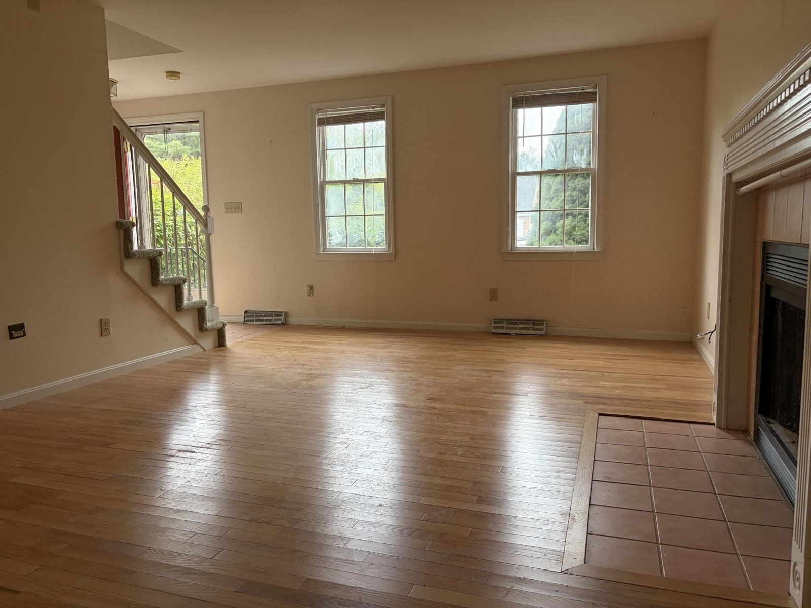 163 Whittier Meadows Drive #163 Amesbury — Photo 6 of 20