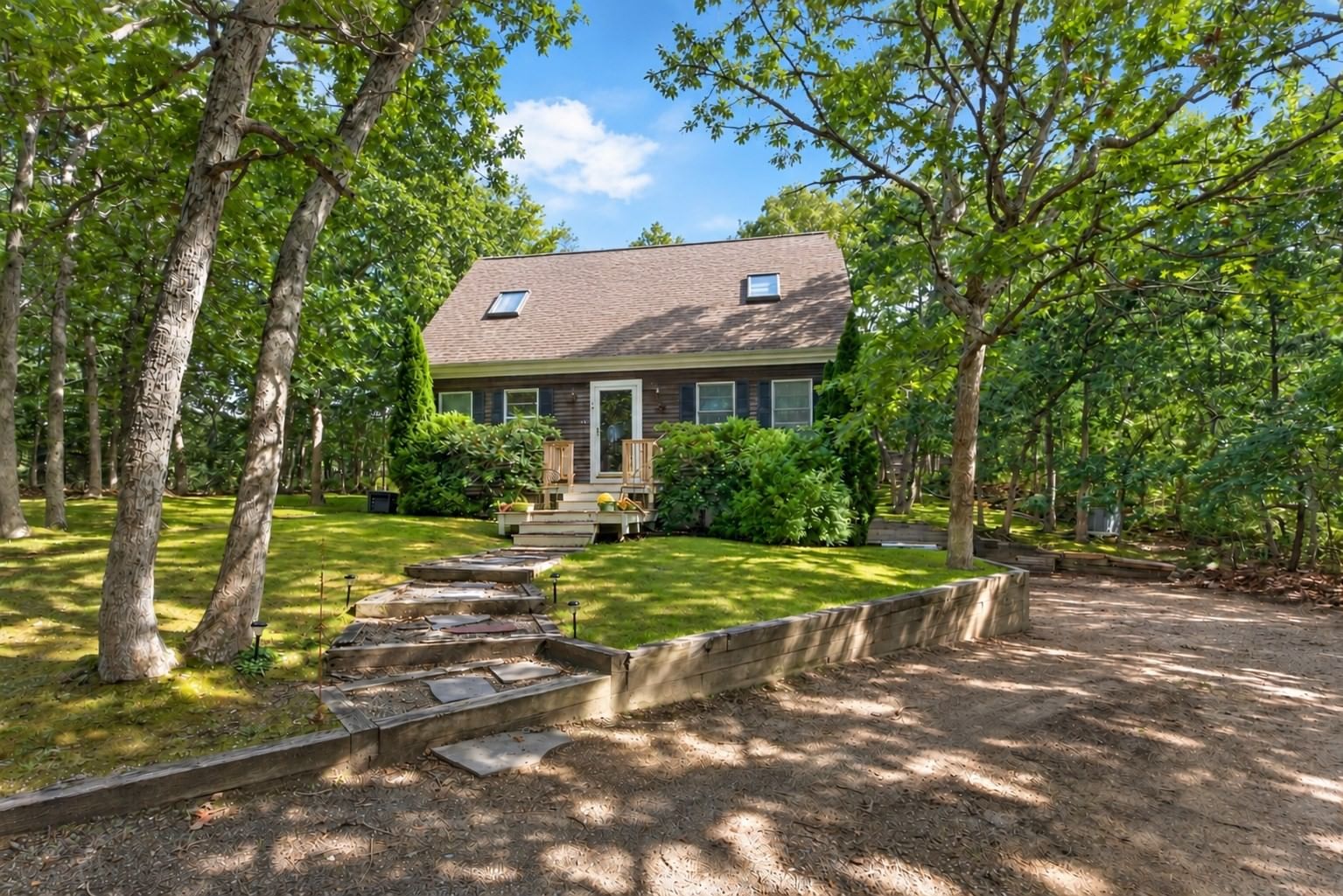 4 Farm Way Edgartown — Photo 1 of 18