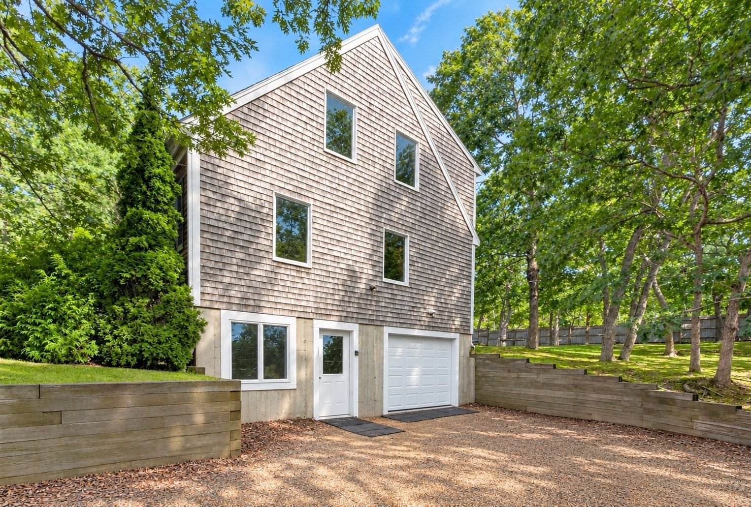 4 Farm Way Edgartown — Photo 2 of 18