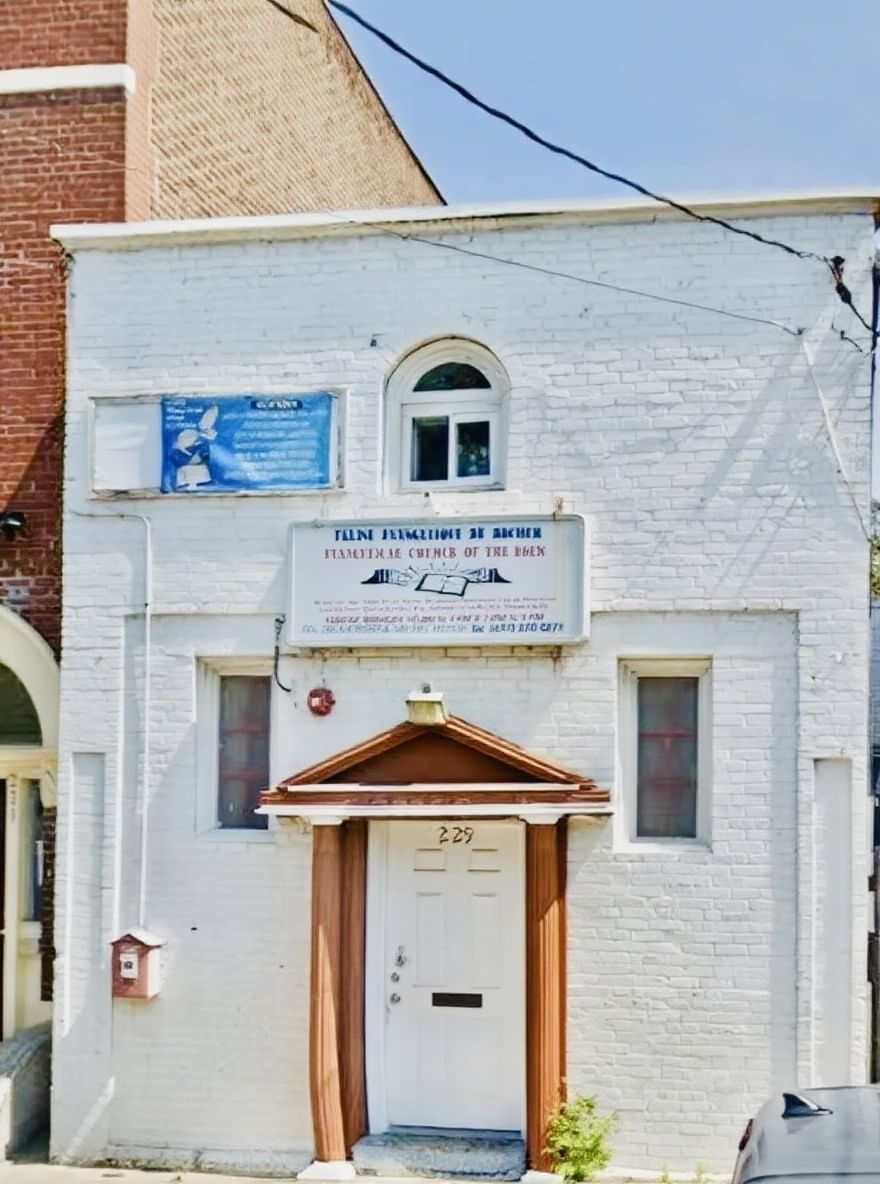 229 Chestnut St, Chelsea, MA 02150