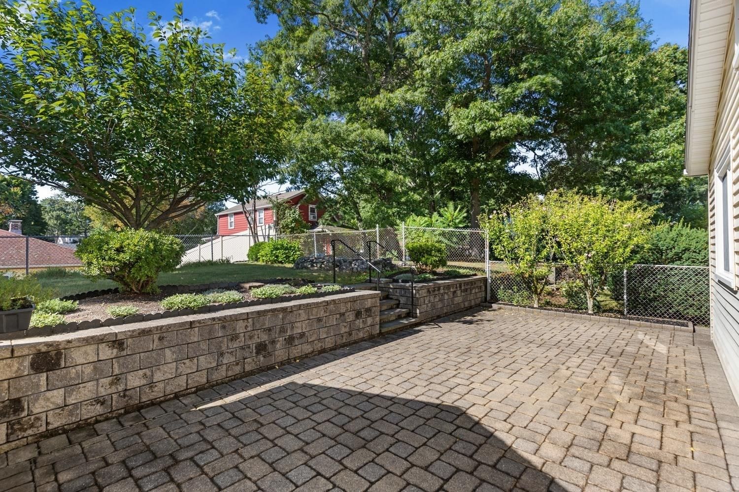 75 Park Ave Medford — Photo 28 of 30