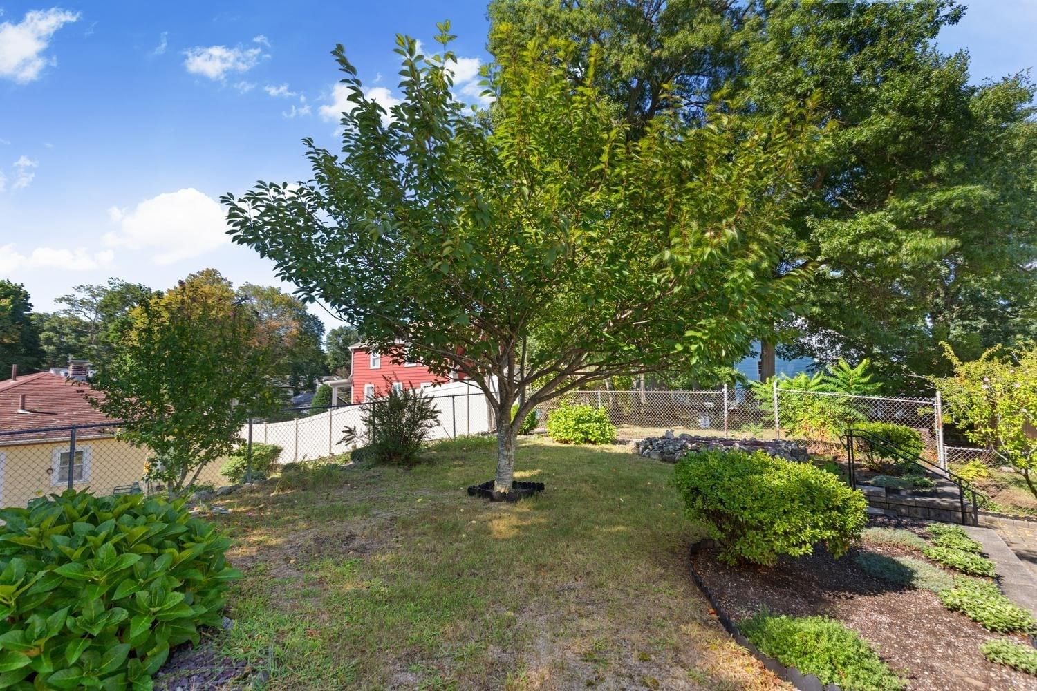 75 Park Ave Medford — Photo 29 of 30