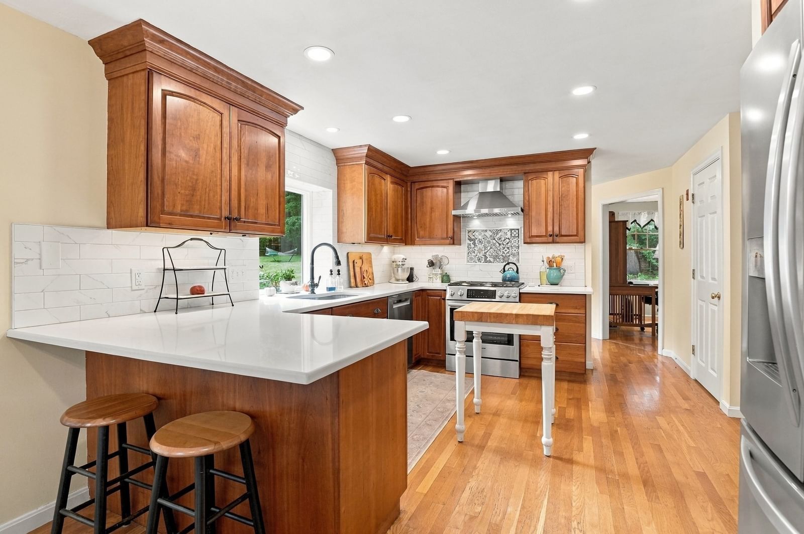 7 Trout Brook Way Shirley — Photo 8 of 40