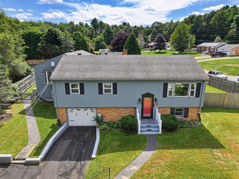 223 Reed Rd