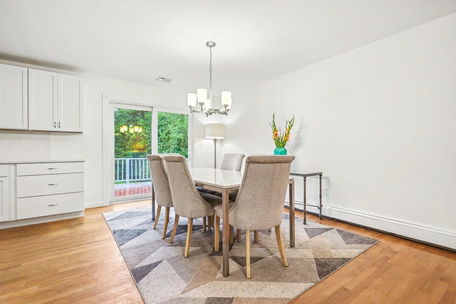 49 Meadowview Rd North Andover — Photo 10 of 37