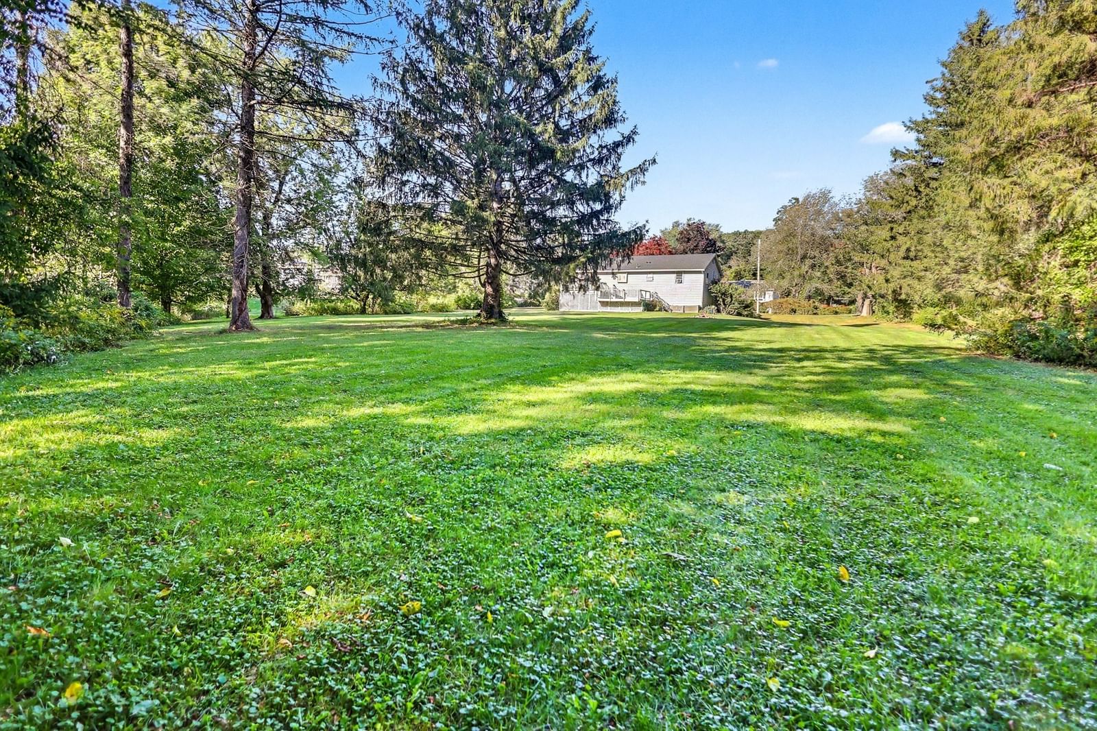 49 Meadowview Rd North Andover — Photo 3 of 37